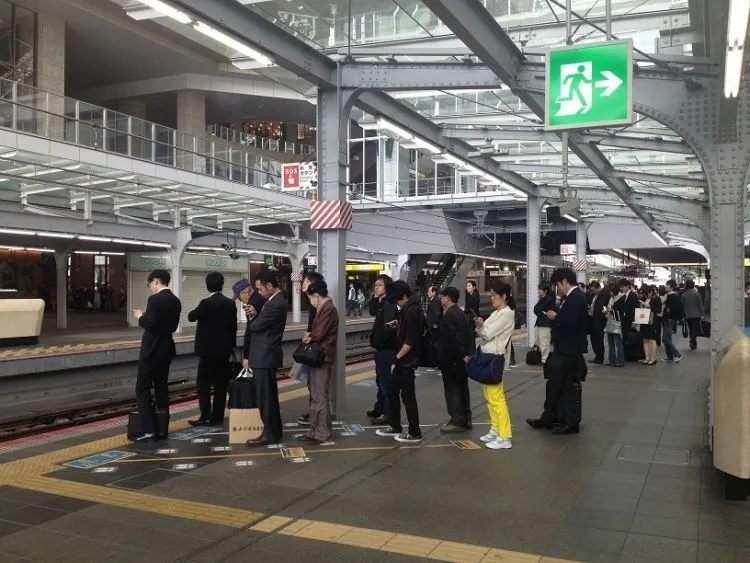 7 Peraturan Dasar Naik MRT yang Harus Kamu Tahu, Biar Besok Nggak Norak 11