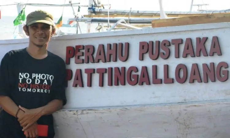 Kisah Kapal dengan Misi Mulia. Biar Semua Anak Indonesia Bisa Membaca, Perahu Pustaka Gigih Berlayar 7