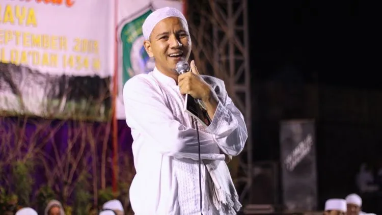Jangan Dulu Kamu Beneran Pengen Makan Fitsa Hats Sebelum Tahu Asal Mulanya! Jadi Begini Kisahnya 16