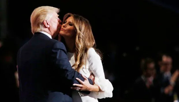 Perbedaan Trump dan Obama dalam Memperlakukan Istri. Jadi Kamu #TimTrump Apa #TimObama Nih? 5