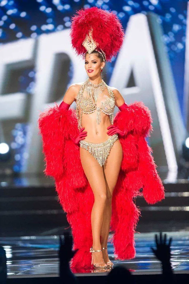 Inilah 6 Hal yang Bisa Kamu Ambil dari Kemenangan Iris Mittenaere - Miss France yang Berhasil Jadi Miss Universe 2017 10