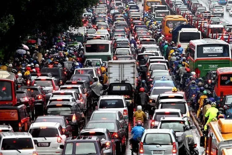 5 Fakta Tentang Kemacetan Ini Harus Kamu Tahu. Ternyata Bukan Cuma Buang Waktu, Juga Buang Umur 6