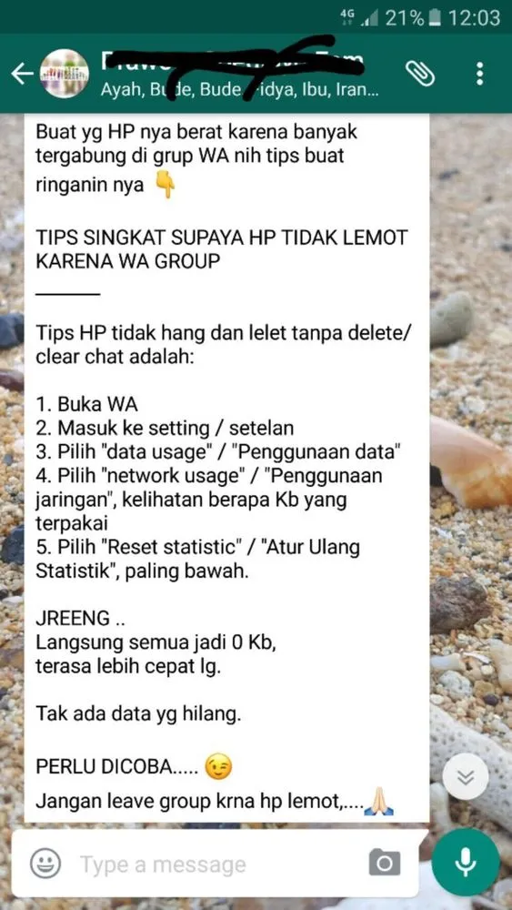 20 Chat Absurd Ala Grup WhatsApp Keluarga yang Kadang Pengen Bikin Kita Left, Tapi Takut Durhaka 29