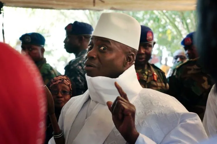 Kelakuan Kurang Ajar Mantan Presiden Gambia. Begitu Kalah Pemilu Malah Kabur Gondol Uang Negara 5