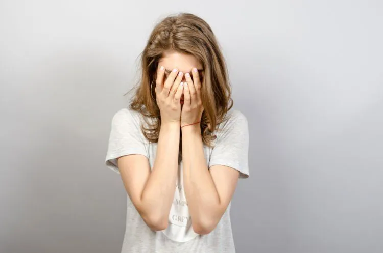 6 Ejekan yang Pernah Bikin Kamu Sakit Hati. Jadikan Alasan Buat Berbenah, Bukan Malah Rendah Diri 10