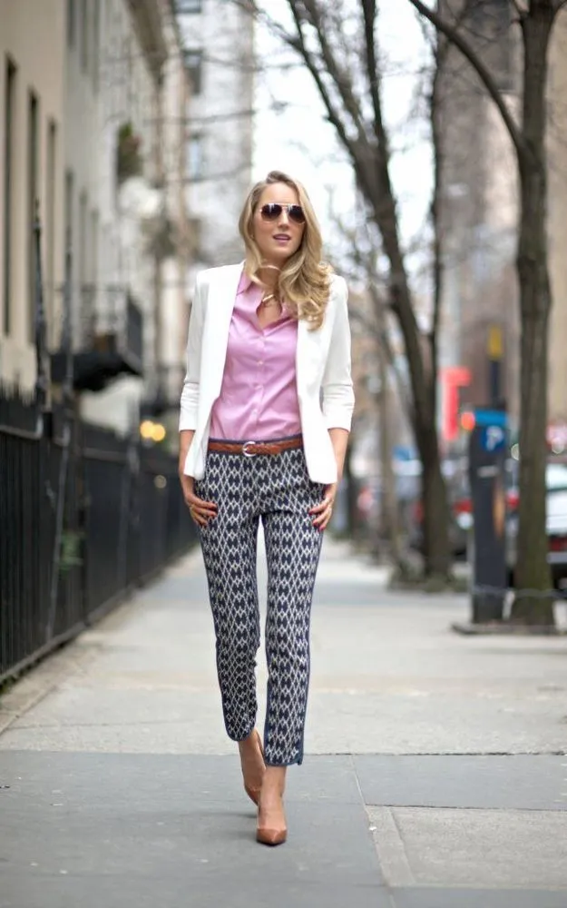 17 Ide OOTD Baju Pink yang Nggak Terlalu Feminin 29