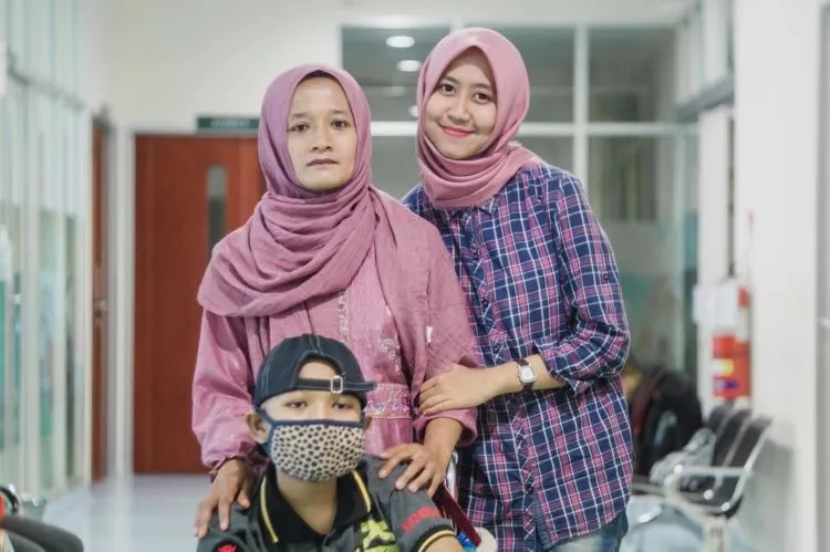 Belajar dari Santika Wibowo: Malaikat Bagi Penderita Leukimia Lewat yang Berjuang Menggalang Dana 7