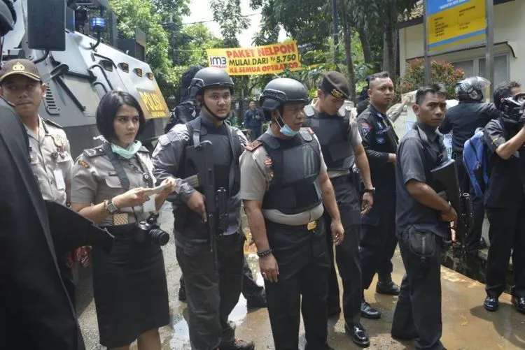 Bripda Ismi Aisyah, Polwan Cantik yang Mengamankan Rasa Takutmu Meski Ada Bom Meledak di Bandung 4