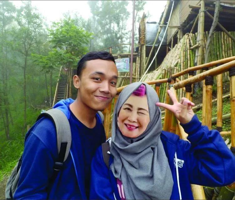 Nggak Cukup di Iklan Lapak Online, Emak-Emak Nego Cincai Sekarang Ada di Mana-Mana. Dinego Aja Shay! 17