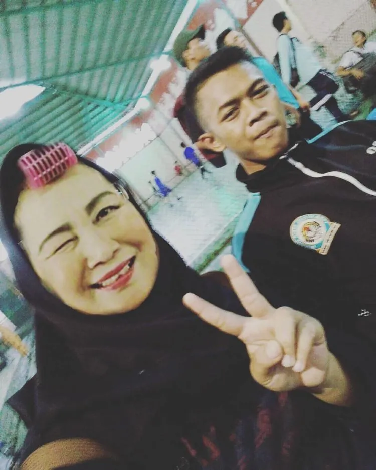 Nggak Cukup di Iklan Lapak Online, Emak-Emak Nego Cincai Sekarang Ada di Mana-Mana. Dinego Aja Shay! 18