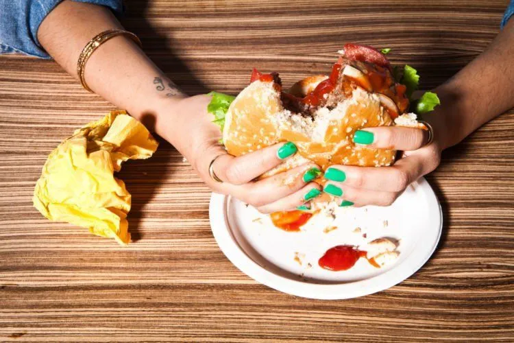 Jika 12 Kebiasaan Malam Ini Masih Kamu Lakukan, Julukan Gendut Bakal Tetap Menempel di Badan 18