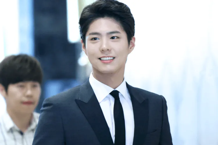 Deretan Artis Tampan Korea yang Usianya di Bawah 25, 'Dongsaeng' yang Tetap Ingin Kamu Panggil Oppa 27