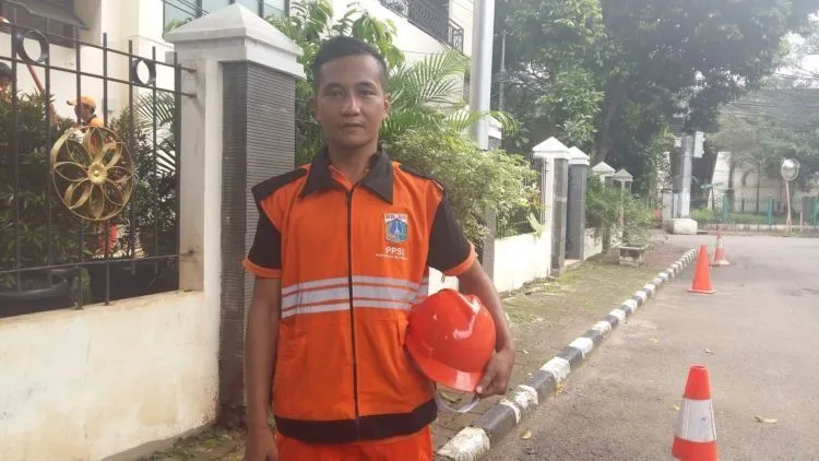Tanpa Dadan dan Pasukan Oranye yang Rela Masuk Got, Nggak Tahu Deh Nasib Jakarta Bakal Seperti Apa 4