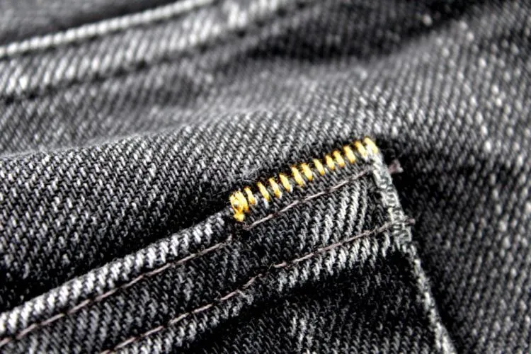 Penjelasan 8 Bagian Celana Jeans yang Misterius, Banyak Orang Nggak Tahu Fakta Ini 13