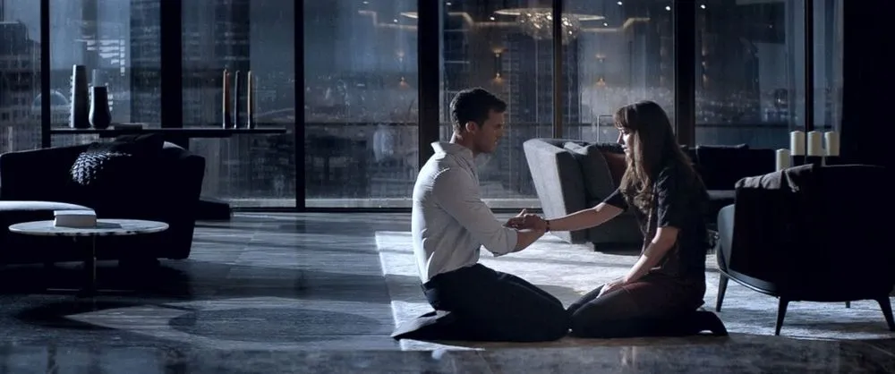 3 Alasan Film 'Fifty Shades Darker' Harusnya Tayang di Indonesia. Biar Penggemar Film Lebih Bijak! 5