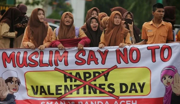 Sama Sekali Tidak Romantis dan Penuh Intrik, Inilah Kisah Di Balik Kedekatan Valentine dan Coklat 14