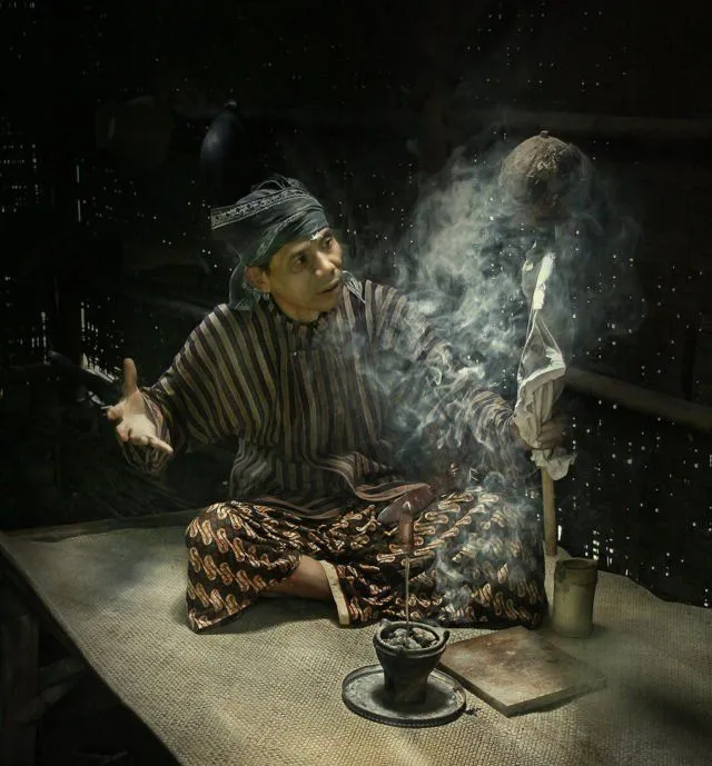 Tentang paranormal