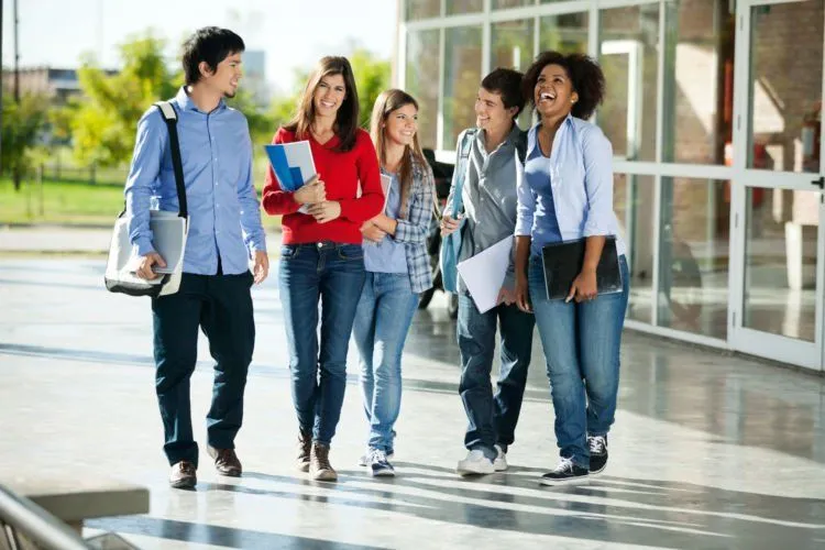 Fakta Tentang Nggak Enaknya Masuk Sekolah Kedinasan, Jangan Menyesal Kalau Nggak Lolos Penyaringan 7