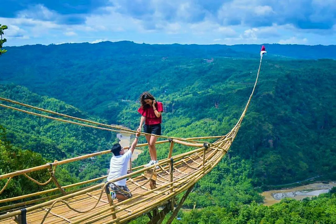 Wisata Romantis di Bantul, Jogja, yang Jangan Sampai Kamu Lewatkan Keindahannya. Murah Meriah Pula!
