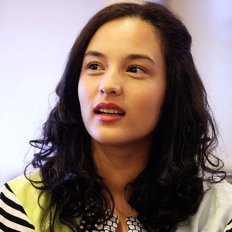 Apa yang Diasuransikan oleh 7 Artis Ini Menunjukkan ‘Aset’ yang Paling Berharga di Hidup Mereka 11