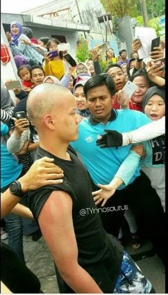 Artis Populer Korea 'Babak Belur' di Tangan Fans Indonesia. Kalau Bener Nge-Fans, Harusnya Jaga Sikap 8