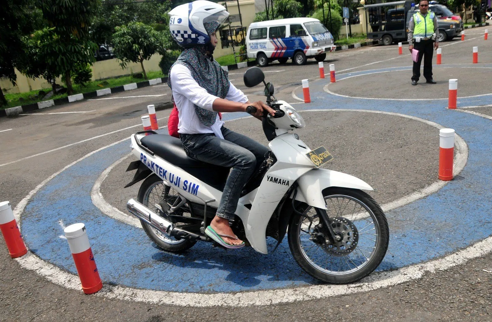 Cara Masyarakat Berlalu Lintas Adalah Cerminan Peradaban Sebuah Bangsa. Bagaimana dengan Indonesia? 5