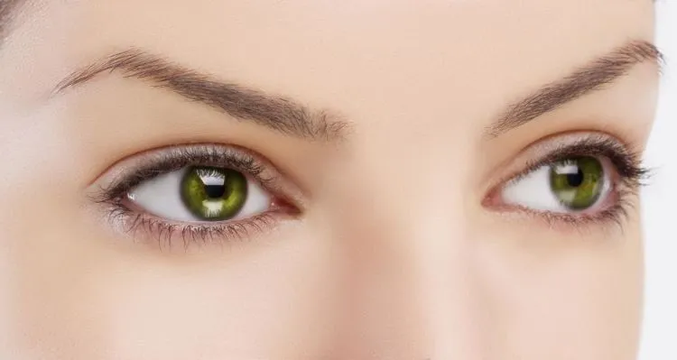 Mata Terserang Bakteri Ganas Akibat Ceroboh Pakai Softlens. Please, Kamu yang Hati-hati Ya! 7