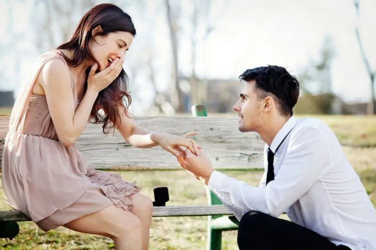 Cewek Ngajak Nikah Duluan Itu Aneh Nggak Sih? Coba Tanyakan Sama 6 Cowok Ini 12
