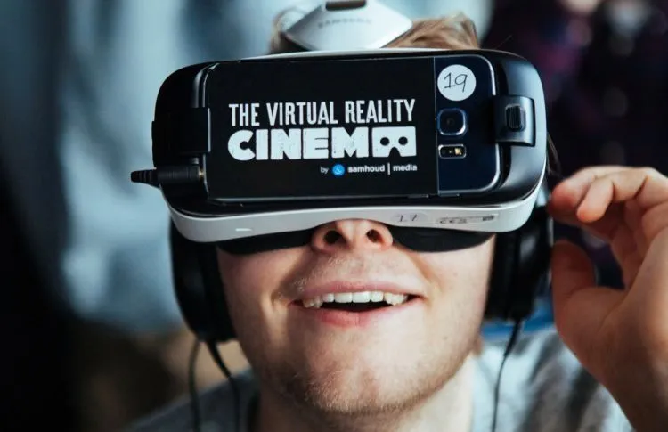 Tengok 11 Perkembangan Teknologi VR yang Memukau, Masa Depan Manusia Memang Tak Terbatas! 13