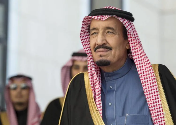 Dengar-Dengar Sih Raja Arab Kaya Raya Tujuh Turunan, Coba Kita Lihat Seberapa Mewah Gaya Hidupnya? 16
