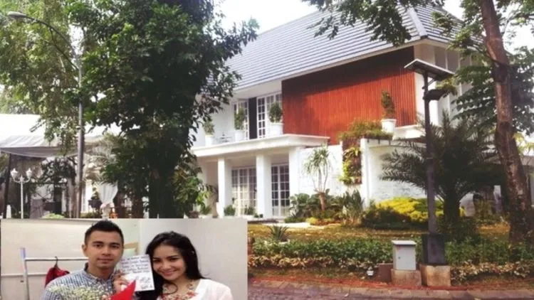 6 Seleb Ini Wajar Bisa Punya Rumah Sebegitu Mewah Bak Istana, Semua Dibangun dengan Keringat 8