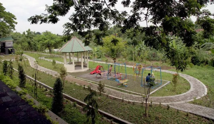 4 Kisah Misteri di Kota Solo Ini Bikin Bergidik Ngeri. Warga Solo Pasti Pernah Dengar Cerita Ini! 8