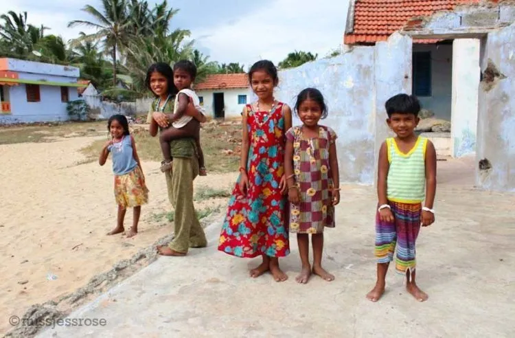 Dunia Sudah Modern, Tapi Warga India Masih Harus 'Disogok' Supaya Pakai Toilet. Ini Penjelasannya 6