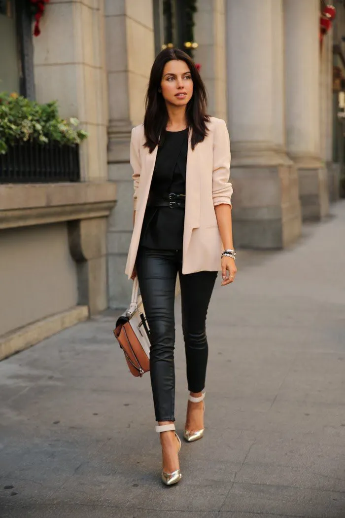17 Ide OOTD Baju Pink yang Nggak Terlalu Feminin 28
