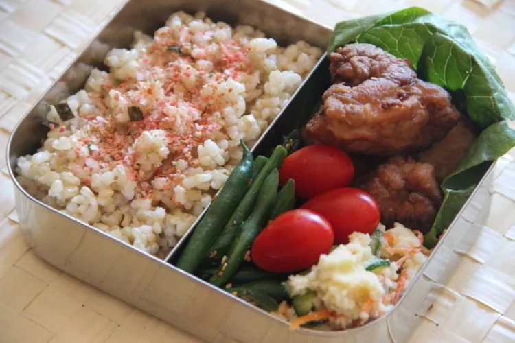 10 Bekal Makanan di Jepang Ini Lucu dan Menggemaskan Banget. Jadi Nggak Tega Mau Makan 12