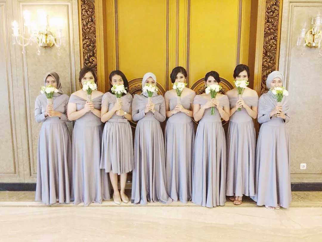 8 Inspirasi Baju Bukan Kebaya Untuk Lamaran. Simpel Plus Tetap Elegan!