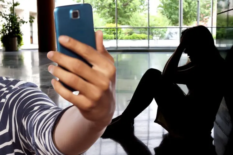 Setelah Bunuh Diri, Pemerkosaan Gadis 15 Tahun di AS Juga Disiarkan Langsung lewat Facebook. Miris! 6