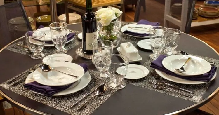 9 Tips Table Manner yang Berguna Agar Kamu Tak Mati Gaya. Diundang Fancy Dinner? Berangkat! 12
