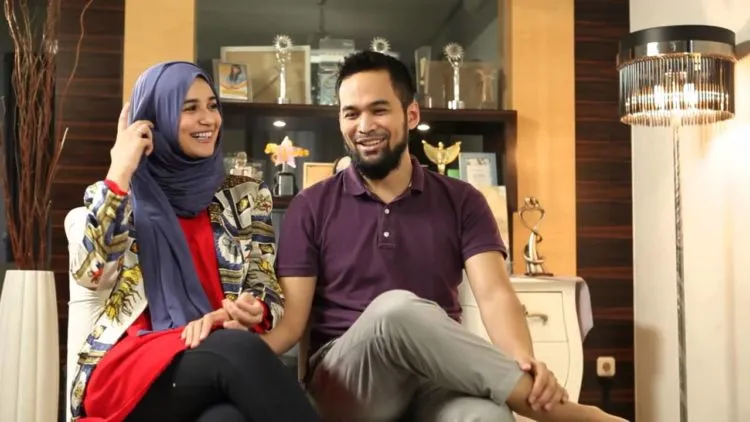 Pasangan Seleb Muda Ini Sudah Lama Menikah Tapi Tetap Harmonis, Nggak Asal Minta Cerai 11