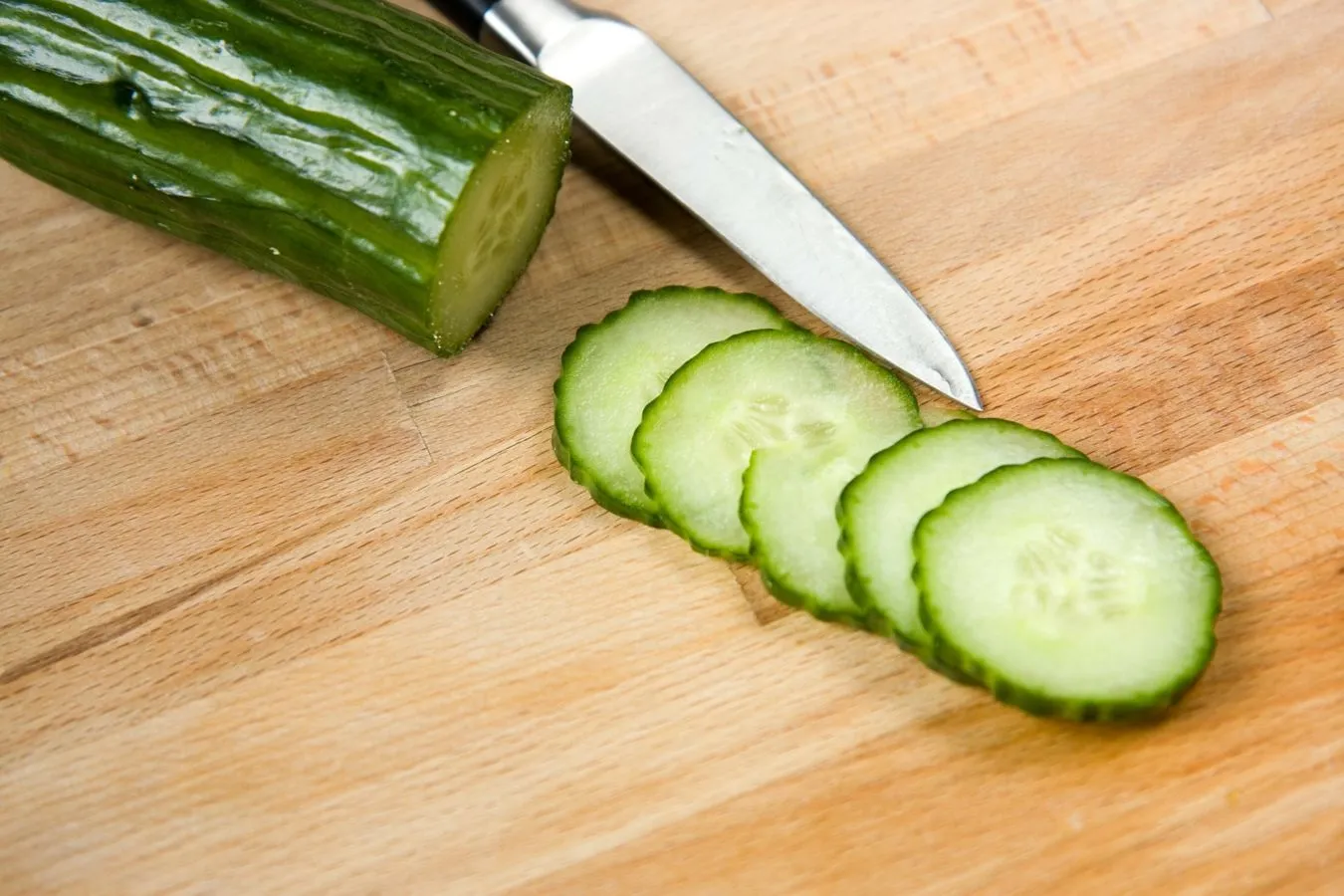 11 Cara Alami nan Ampuh Basmi Semut Hingga ke Sarangnya, Makanan Dikerubuti Bukan Lagi Ancaman 18