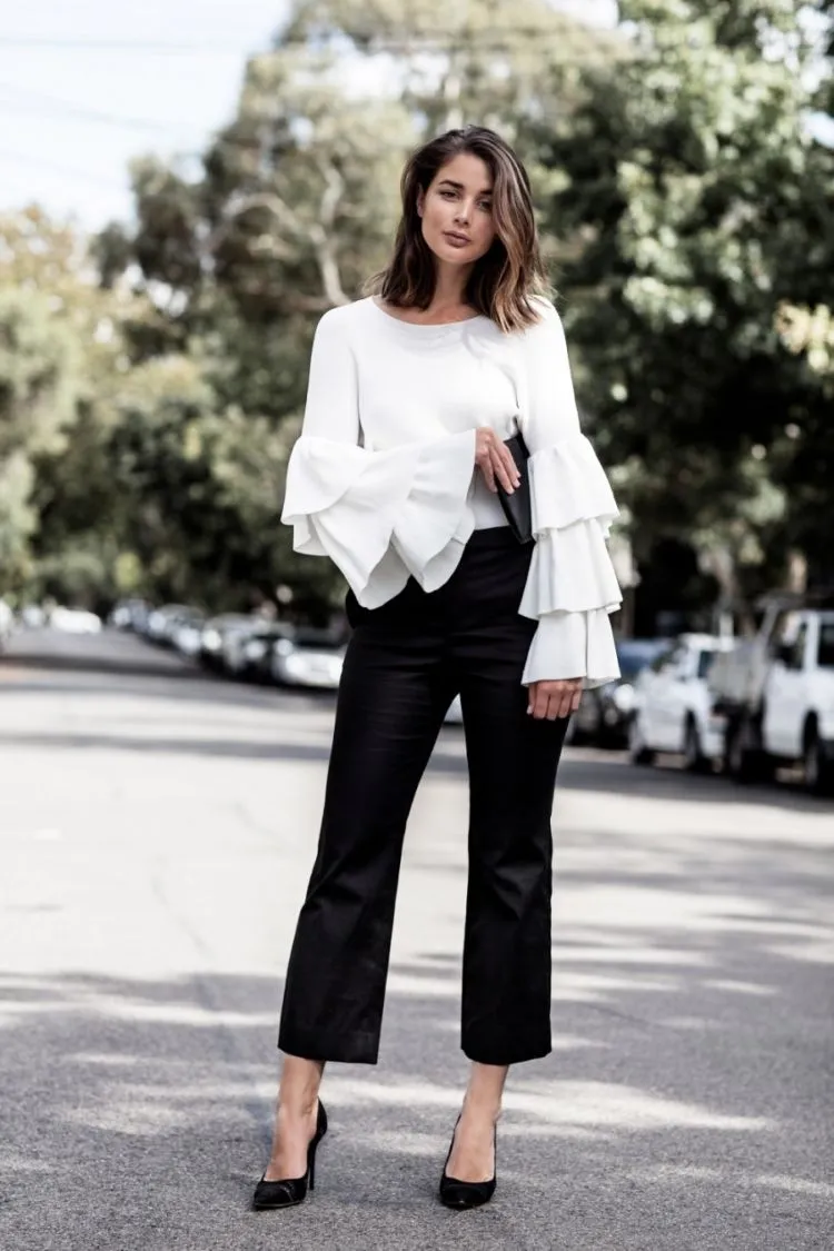 9 Aturan Fashion Saat Memakai Aksen Ruffle. Biar Nggak Lebay dan Terlalu Ramai 10