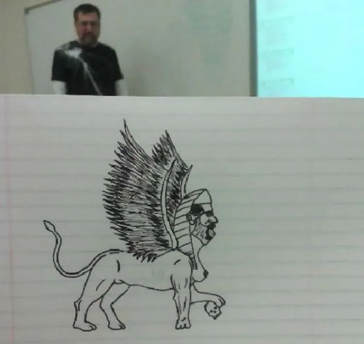 Bosan di Kelas, Mahasiswa Ini Malah Rajin Bikin Karikatur Absurd Dosennya Selama Satu Semester 13