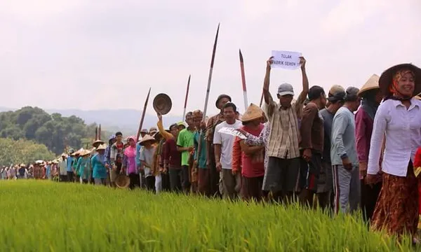Perjuangkan Lingkungan Hingga Harus Korbankan Nyawa, Padahal Semua Demi Masa Depan Negara Tercinta 12