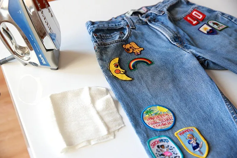 6 Modifikasi Celana Jeans Lama Menjadi Stylish dan Kekinian. Lumayan, Daripada Dibuang?