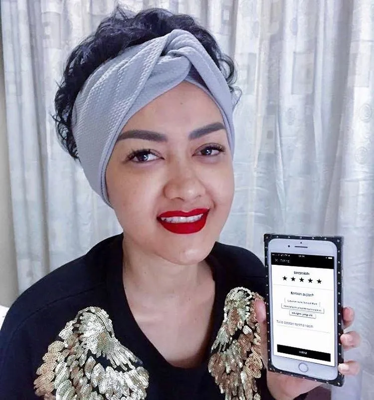 Begini Cantiknya Jupe yang Tetap Merias Diri Meski Sedang Berjuang Menghadapi Penyakit Berbahaya 14