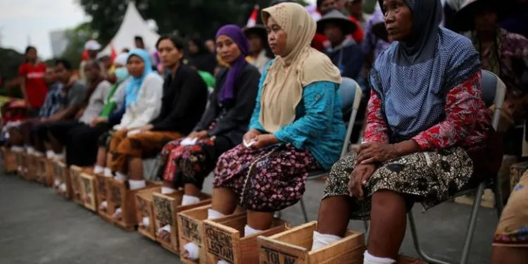 Perjuangkan Lingkungan Hingga Harus Korbankan Nyawa, Padahal Semua Demi Masa Depan Negara Tercinta 19