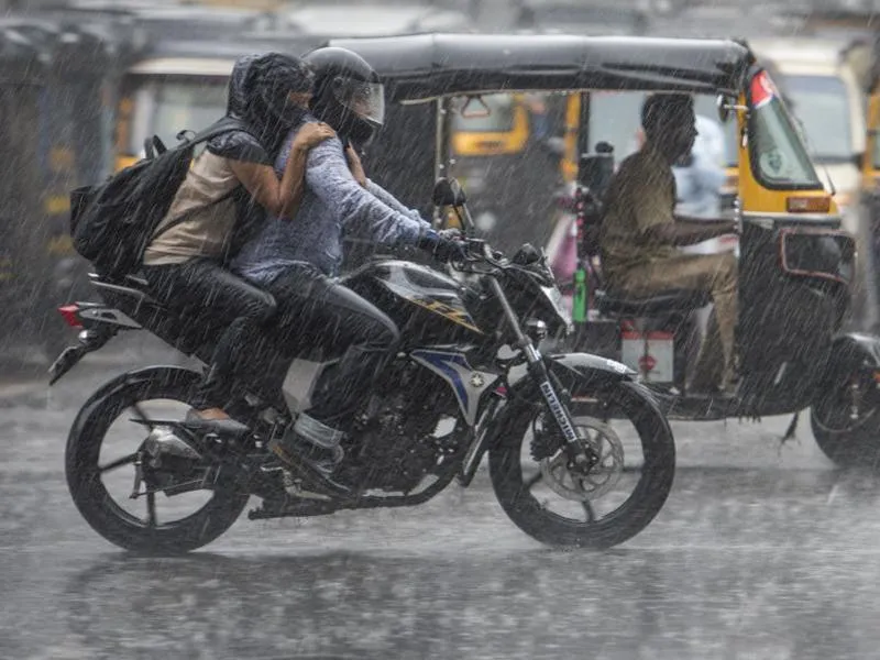 Meski Hal Ini Lumrah Bagi Cowok, Tapi Bagi Cewek Ini Sangat Lucu dan Bikin Mereka Makin Jatuh Cinta! 9