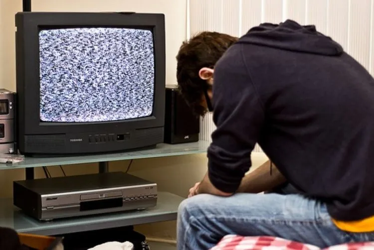 Seperti TV Tabung yang Telah Ditinggalkan, Hati-Hati 10 Barang Ini Juga Akan Segera Punah 11
