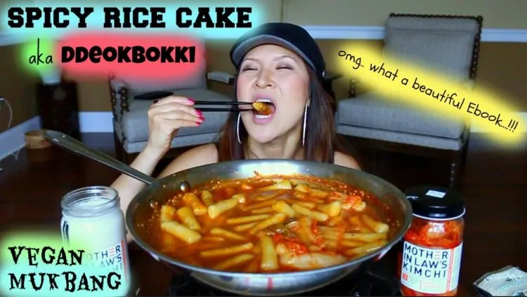5 Fakta di Balik Tren Mukbang yang Mendunia. Di Korsel, Bintangnya Bisa Raup Ratusan Juta Per Bulan 5