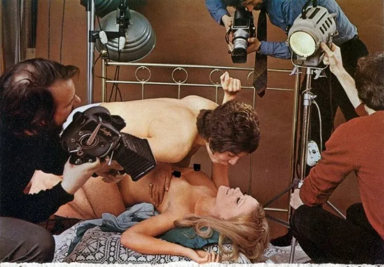 Kamu Akan Terkejut Dengan 5 Fakta Dibalik Industri Film Porno Berikut Ini. Masih Jarang yang Tahu! 10